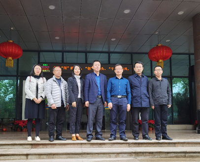 赣南科学院党组成员郭小华一行到我所访问交流
